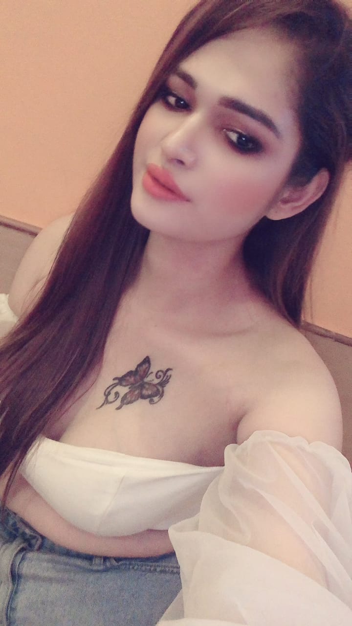 Super Sexy Call Girl in Lucknow