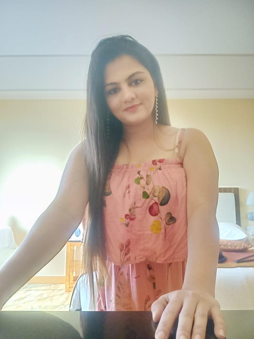 Desi Call Girl in Lucknow